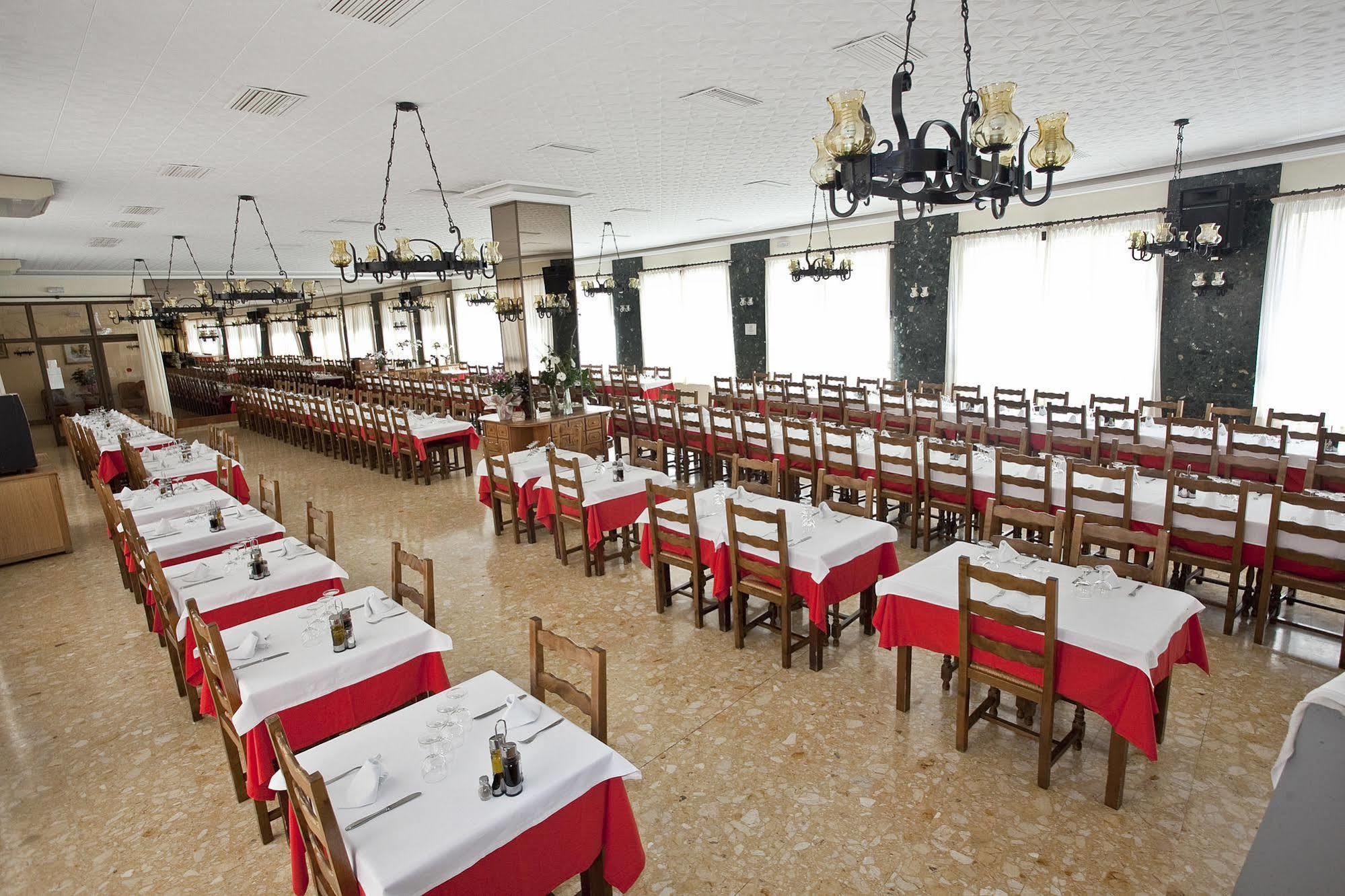 Hotel Beri Льянсса Экстерьер фото